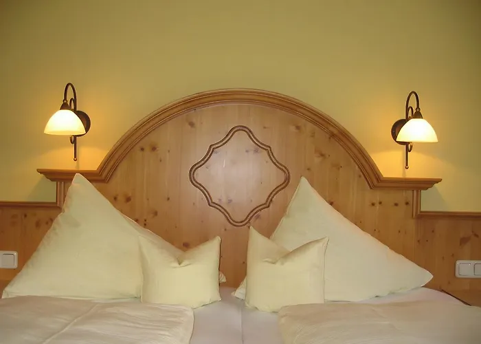 Gaestehaus Rottenspacher ゲストハウス ケセン